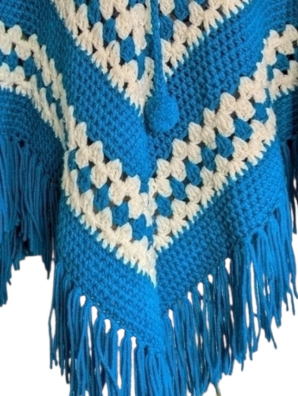 Handcrafted Chunky Crochet Knit Poncho Cape with Pom Poms in Blue and Cream NWT - Picture 4 of 8